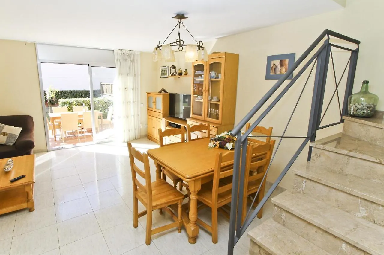 Olivers Planet Costa Dorada Cambrils 0*,  Spain
